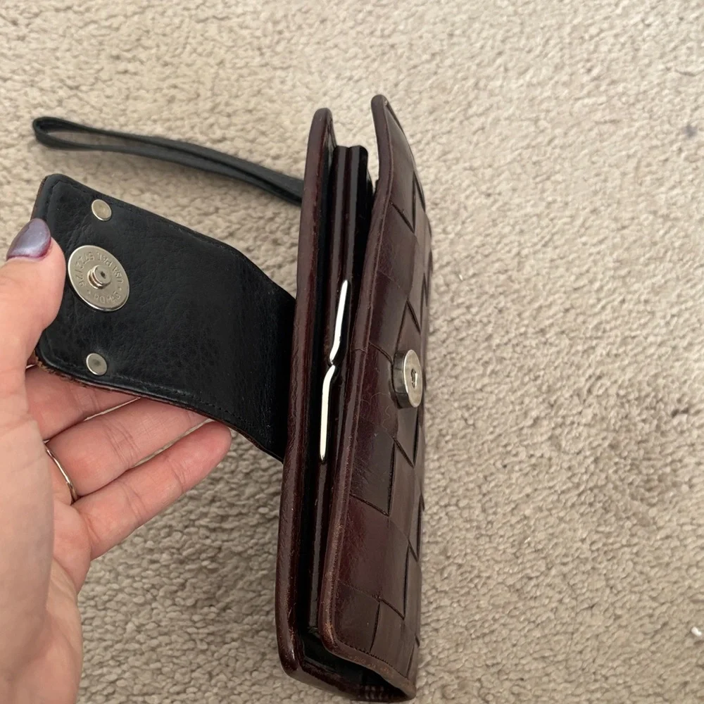 Brighton Vintage Brown Woven Leather Wristlet - Picture 6 of 14